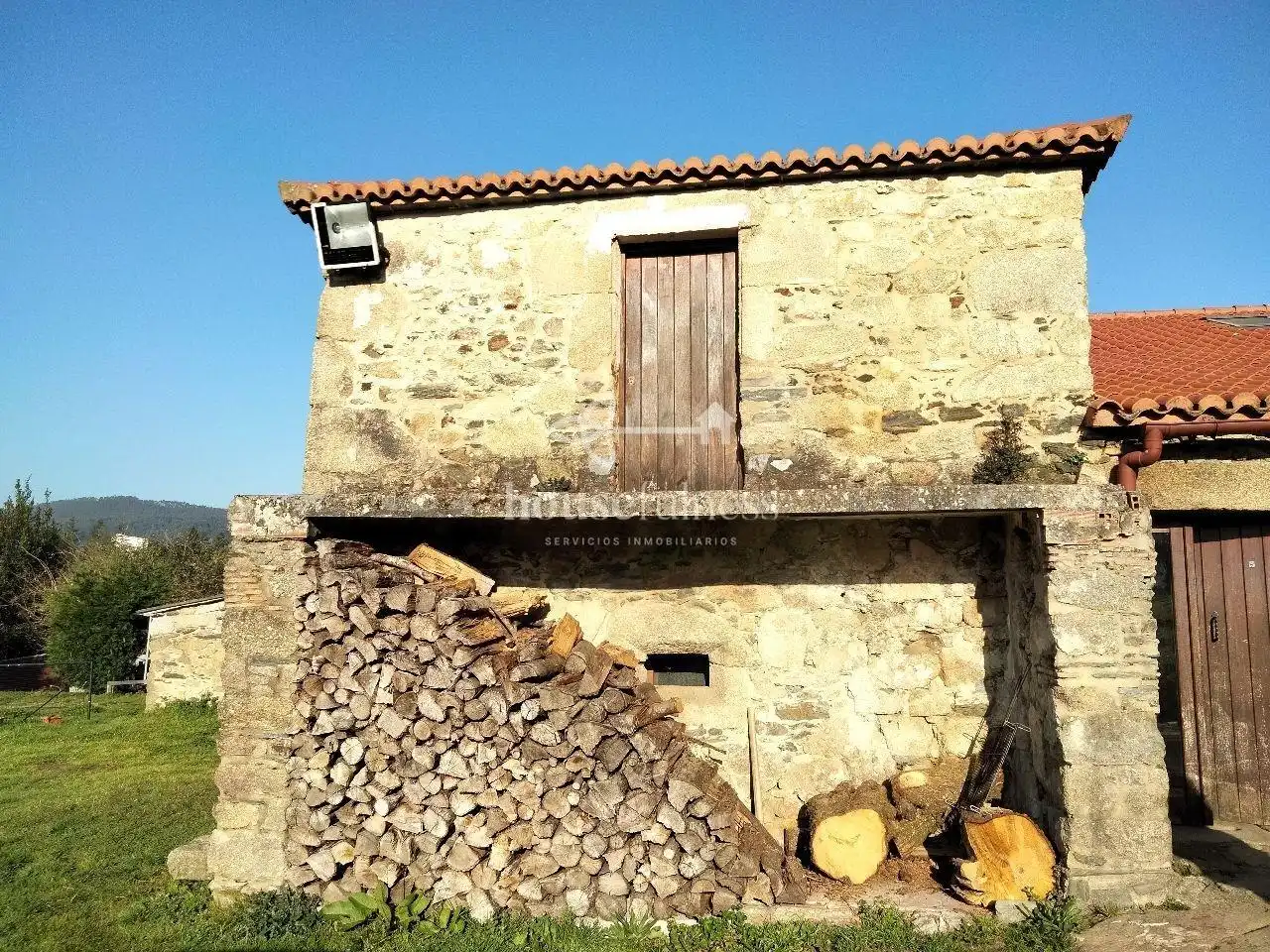 Vista exterior de Finca rústica en venda en Ferrol amb Calefacció i Jardí privat