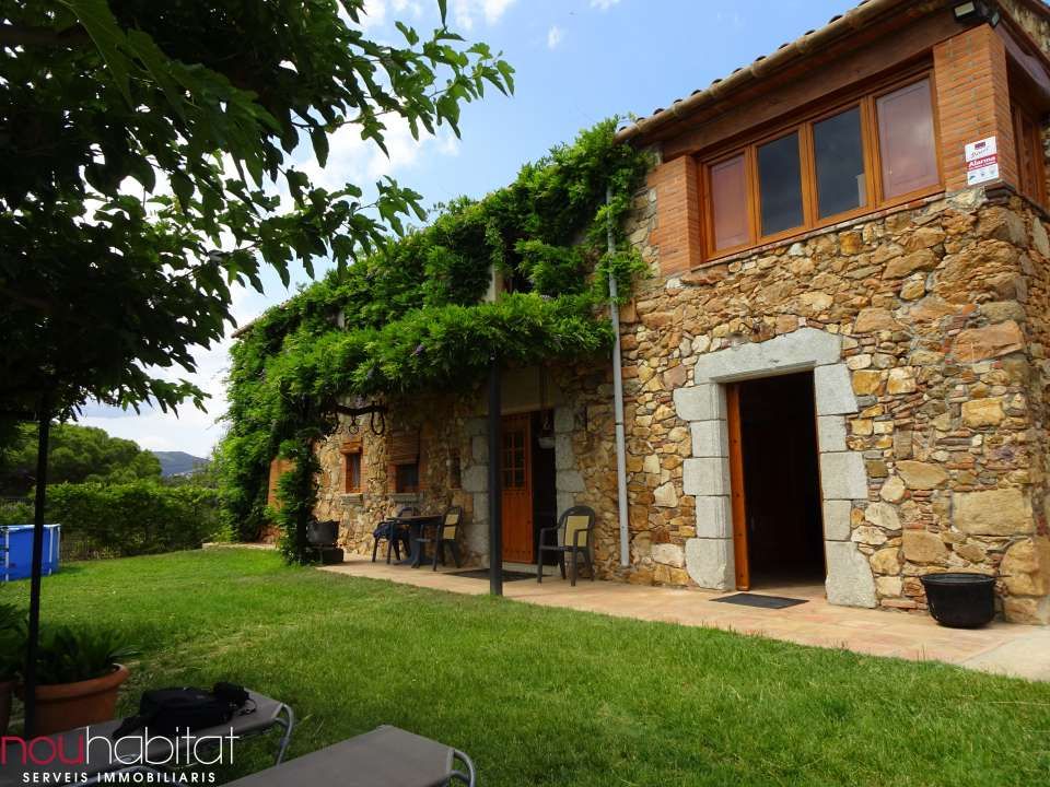 Exterior view of House or chalet for sale in Calonge i Sant Antoni  with Private garden, Terrace and Storage room