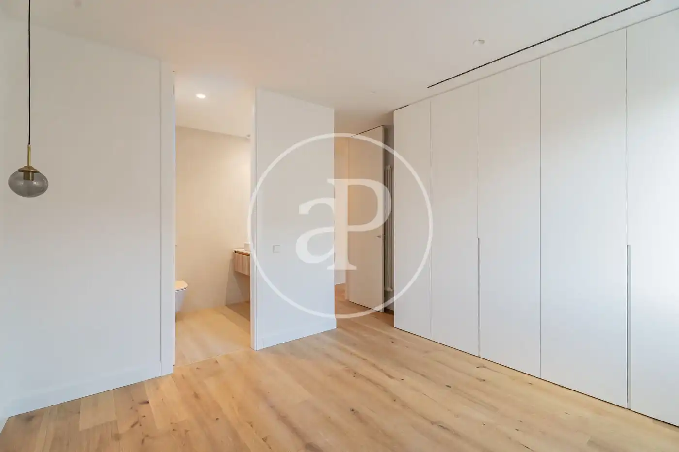 Bedroom of Flat for sale in Madrid  with Air Conditioner, Heating and Terrace