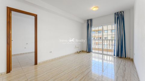 Foto 4 de Ático en venta en Jilguero, Palm - Mar, Arona