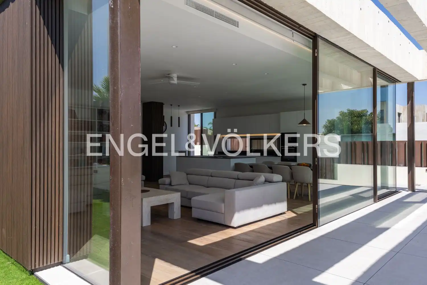 Terrassa de Casa o xalet en venda en Godella amb Aire condicionat, Calefacció i Jardí privat