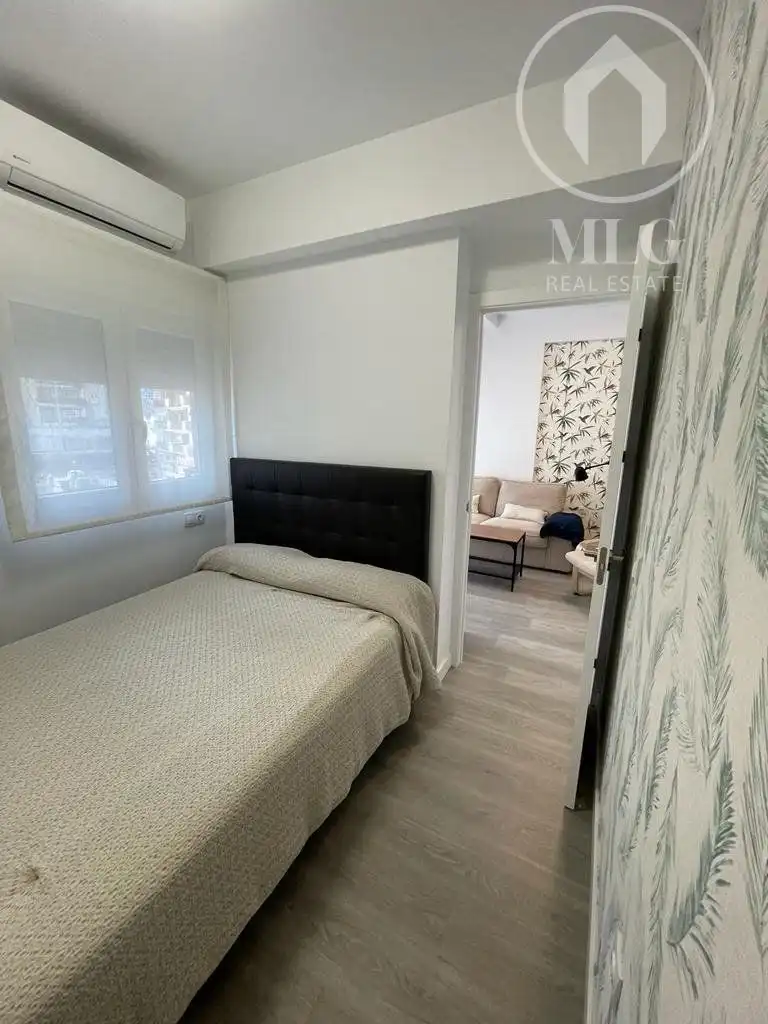 Schlafzimmer von Wohnungen zum Verkauf in Fuengirola mit Klimaanlage, Heizung und Terrasse