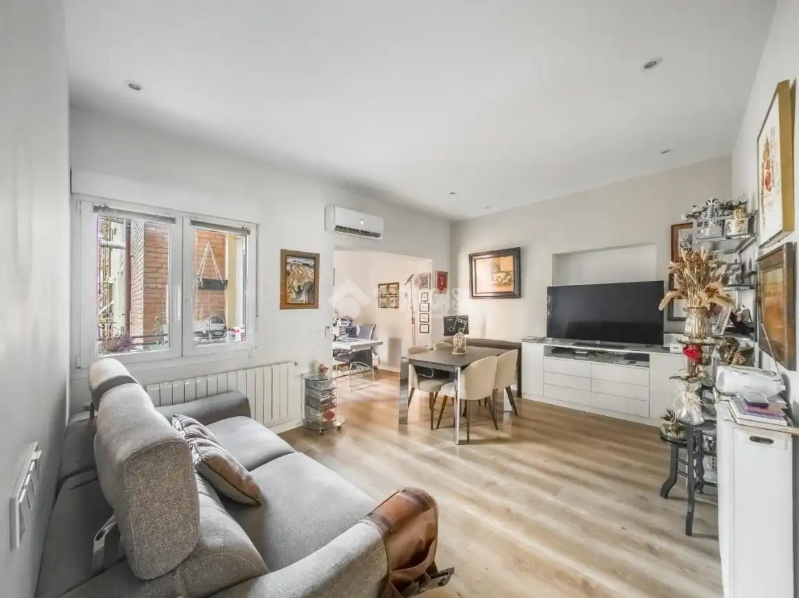Living room of Flat for sale in Madrid  with Air Conditioner, Heating and Home automation