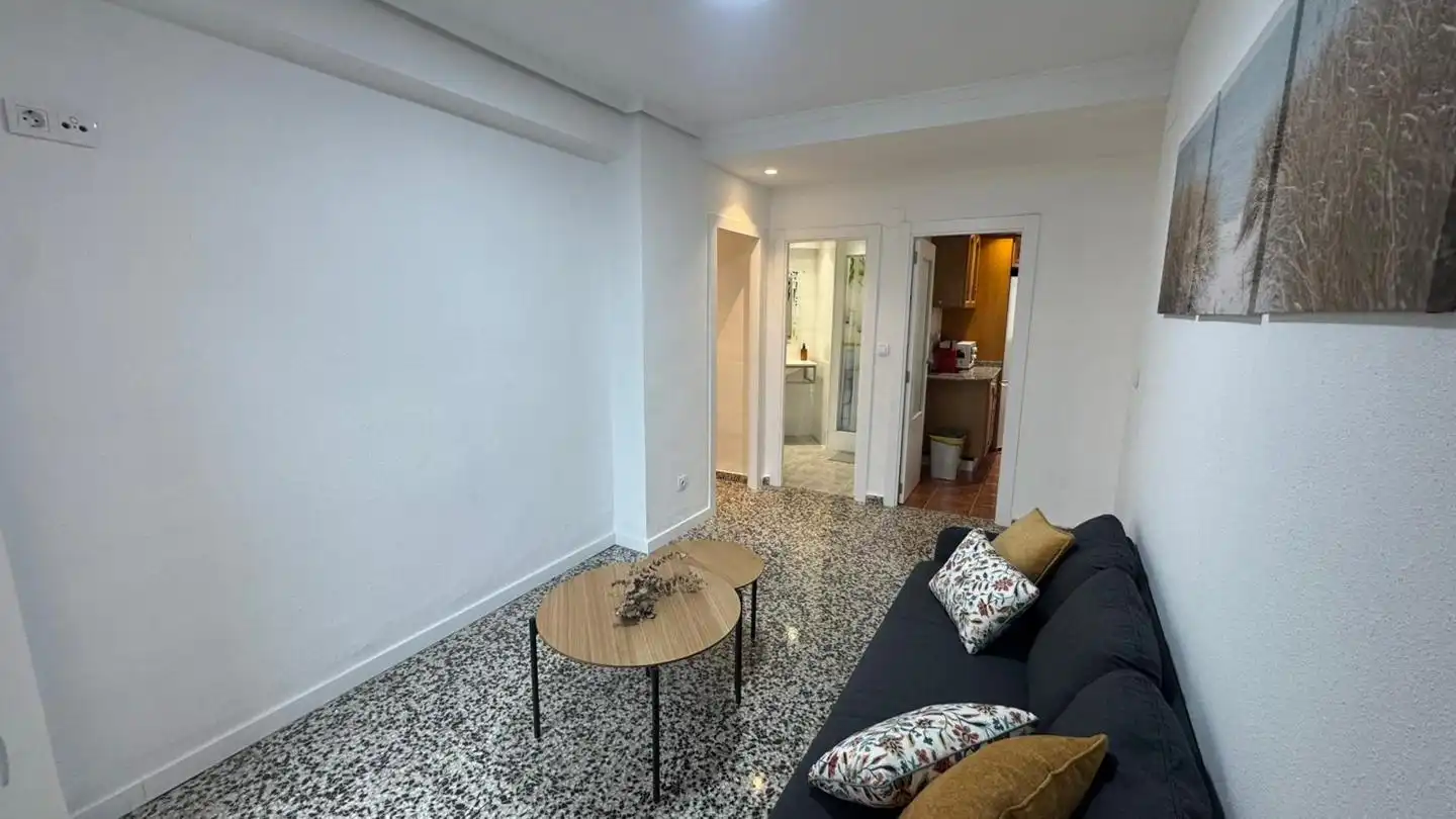Habitación en Mestre Marçal, Torrefiel