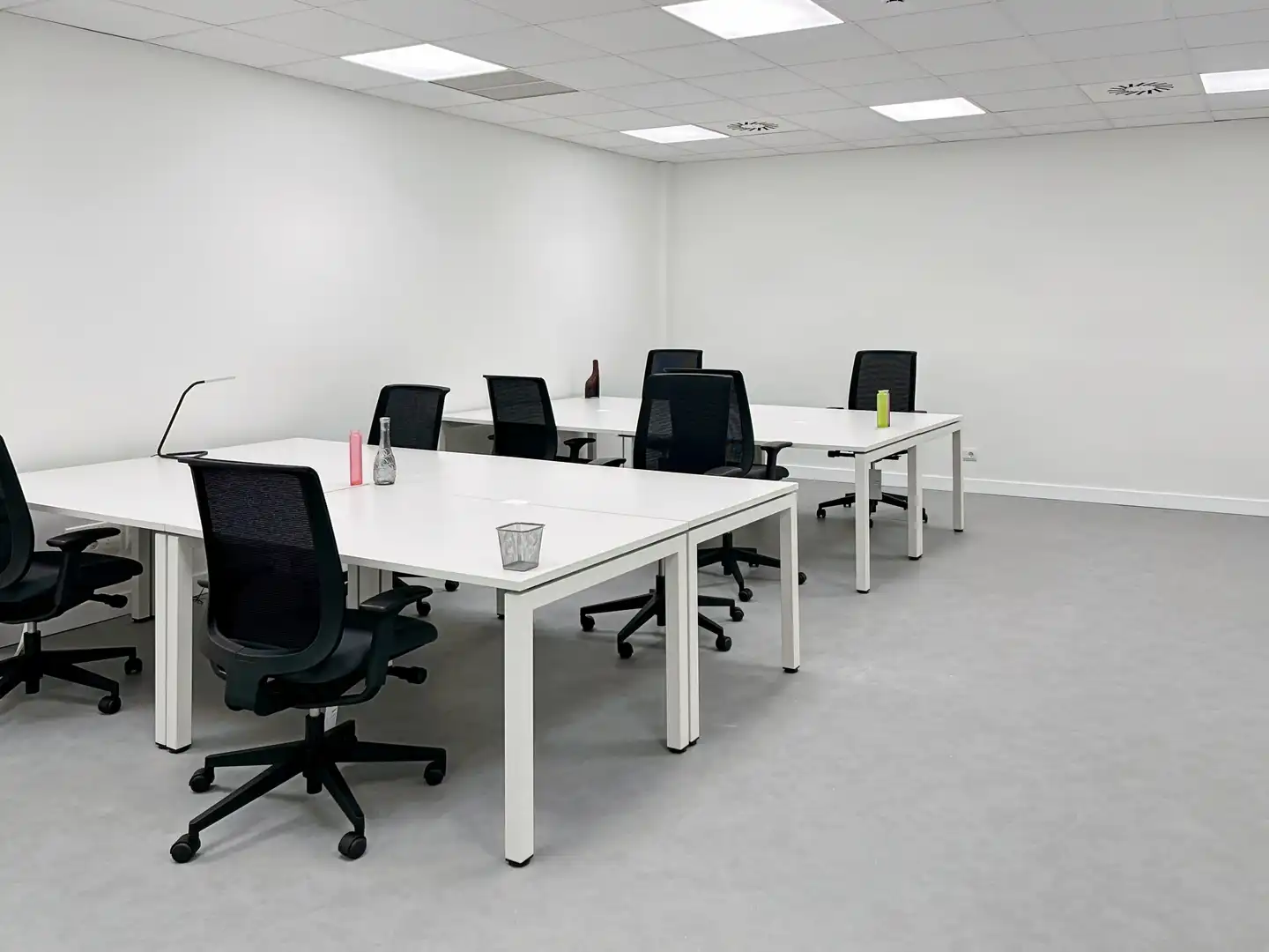 Office for rent in Valencia  with Air Conditioner, Heating and Furnished