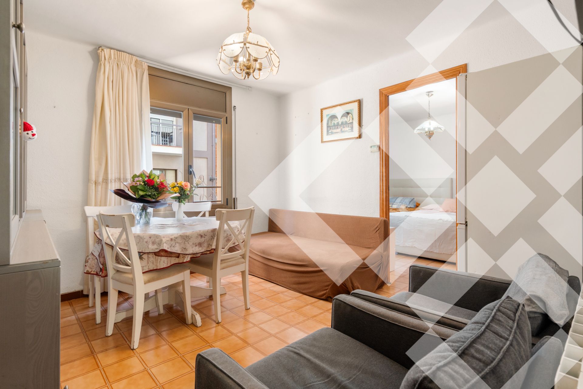 Living room of Flat for sale in L'Hospitalet de Llobregat  with Heating, Furnished and Oven