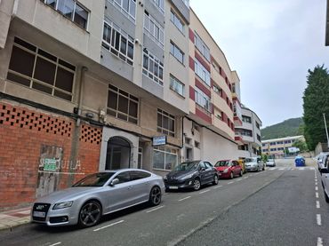 Business premises for sale in Rúa do Ril 3