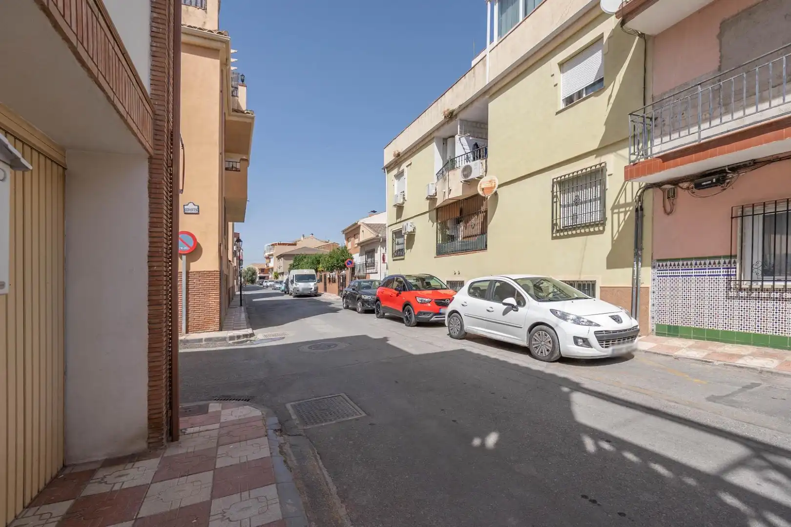 Vista exterior de Pis en venda en Churriana de la Vega amb Aire condicionat, Calefacció i Terrassa