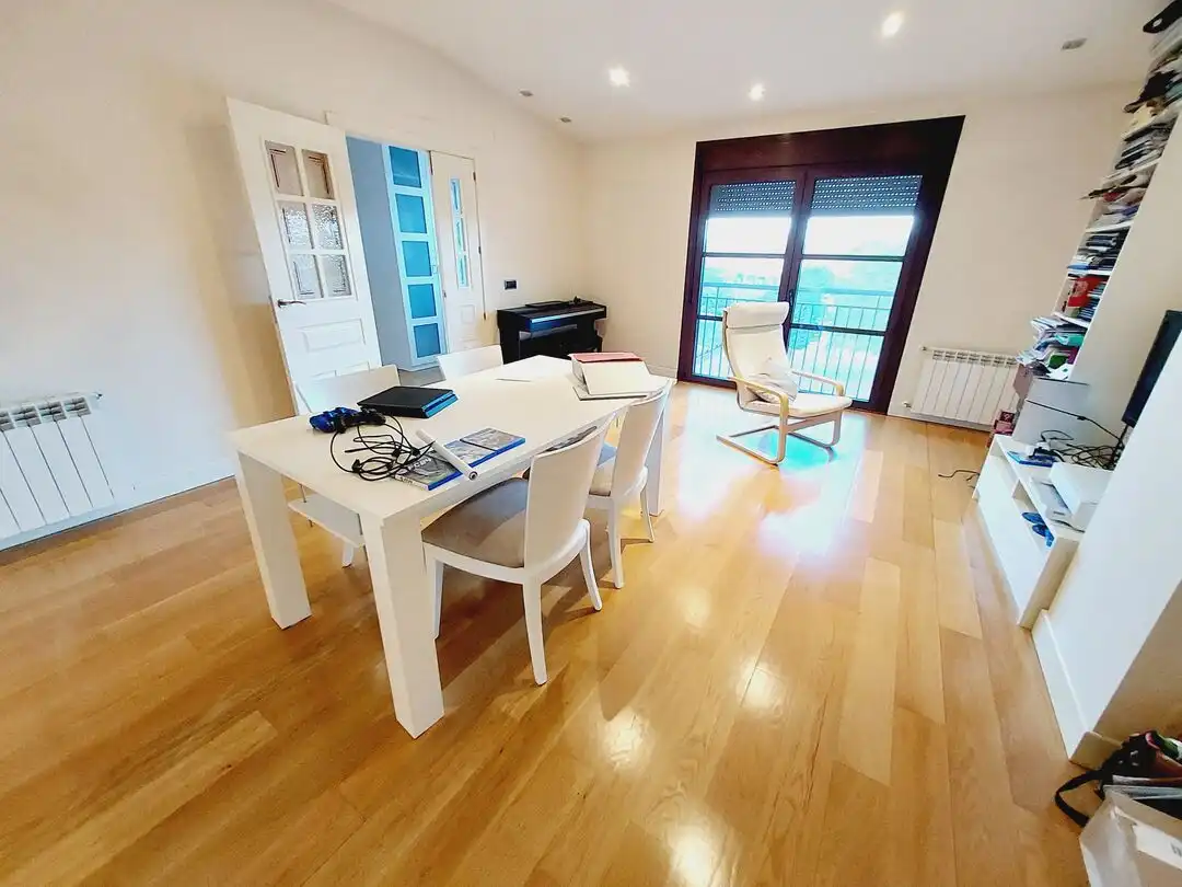 Casa amb terrassa en venda a Calle Carlos Saura, imagen 8