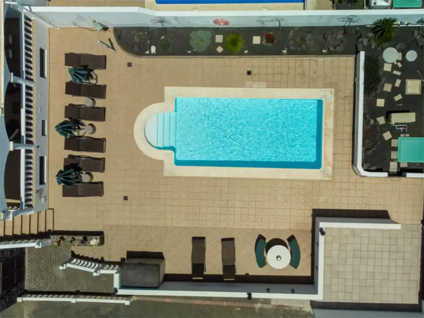 Piscina de Casa o xalet en venda en Yaiza amb Aire condicionat, Jardí privat i Traster