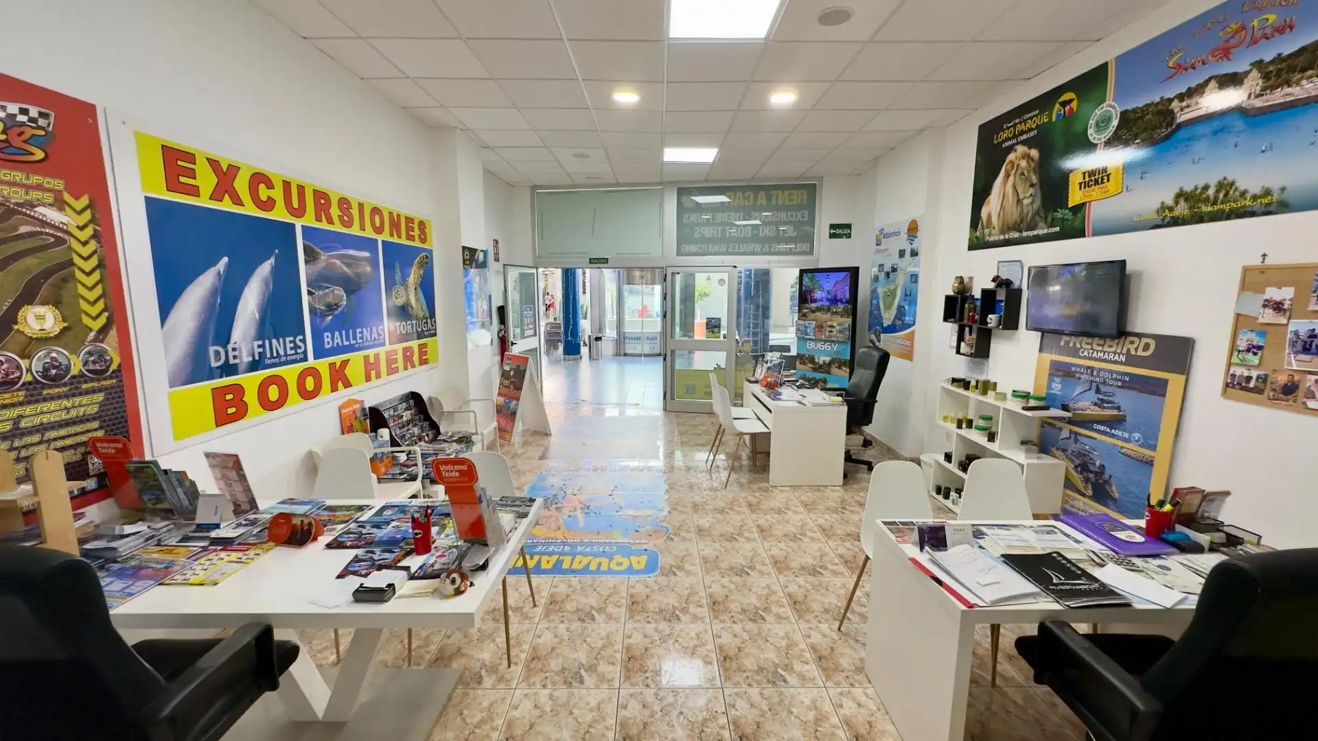 Commercial properties for sale in Adeje  with Furnished