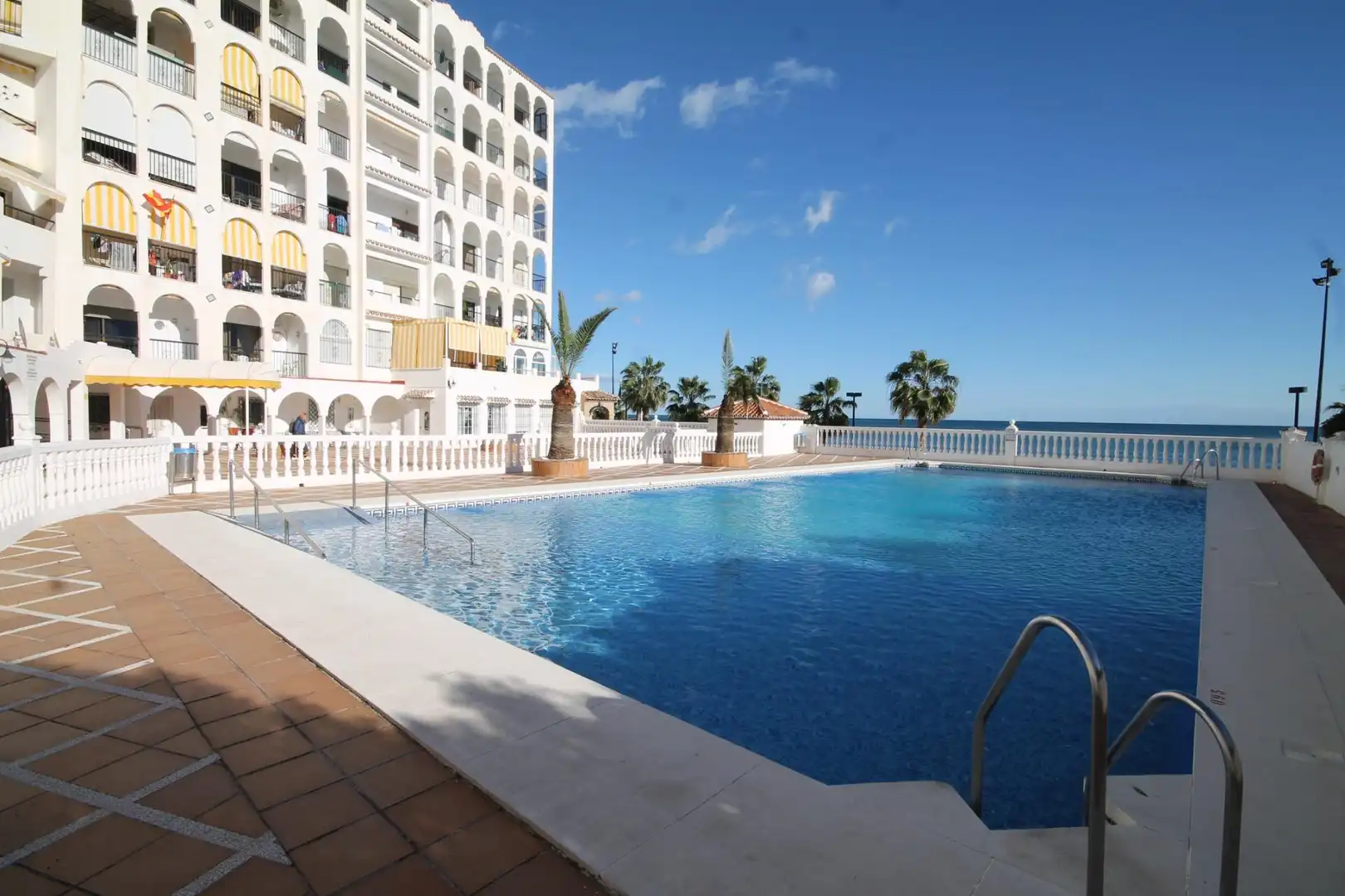 Pis amb piscina de lloguer a Paseo MARITIMO REY DE ESPAÑA