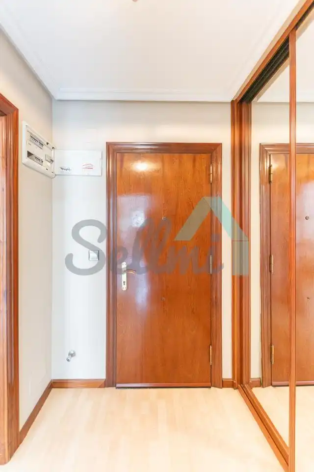 Piso en venta en Mieres (Asturias) con Calefacción y Trastero