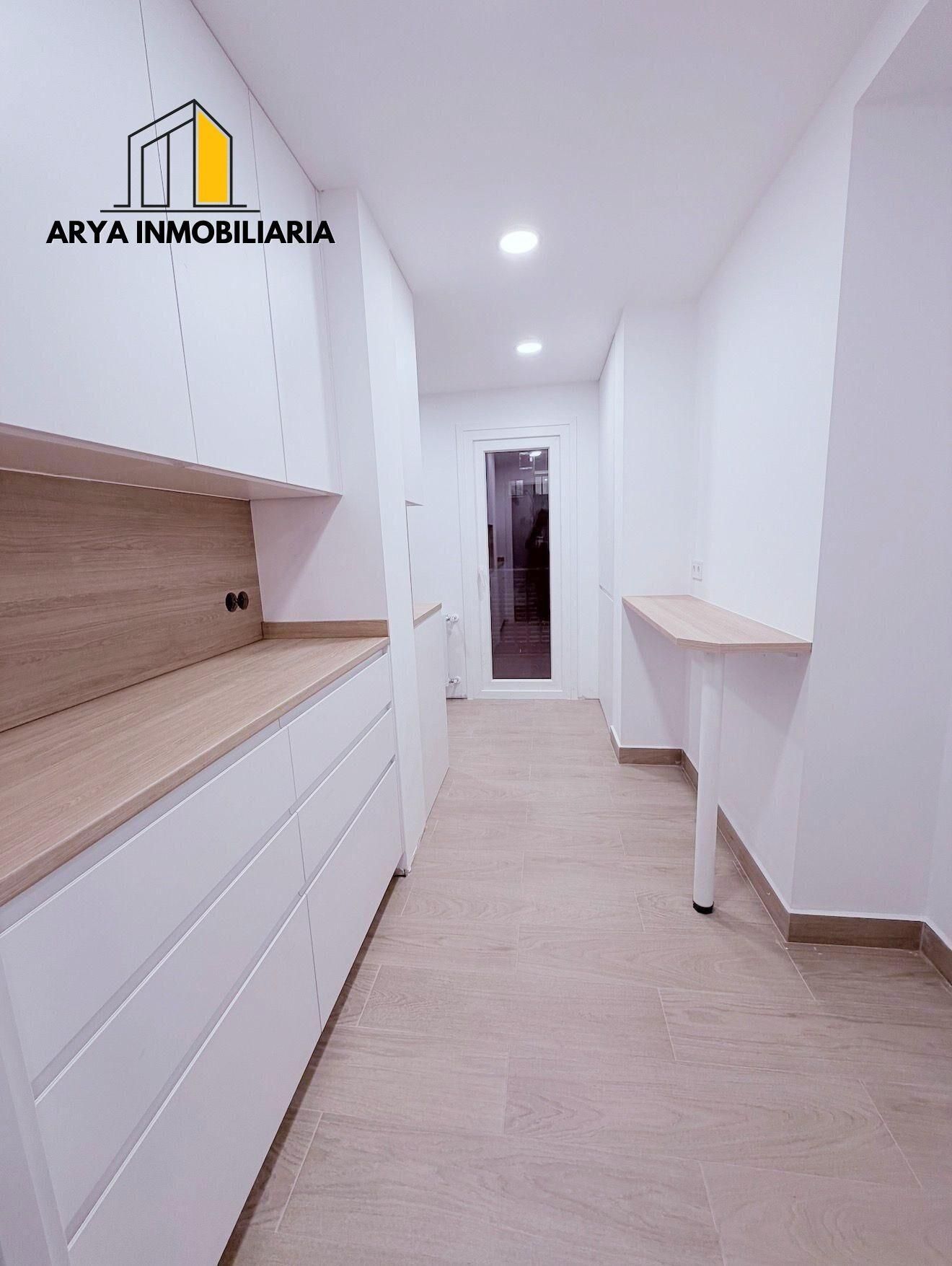 Kitchen of Flat for sale in Torrejón de Ardoz  with Air Conditioner, Terrace and Balcony