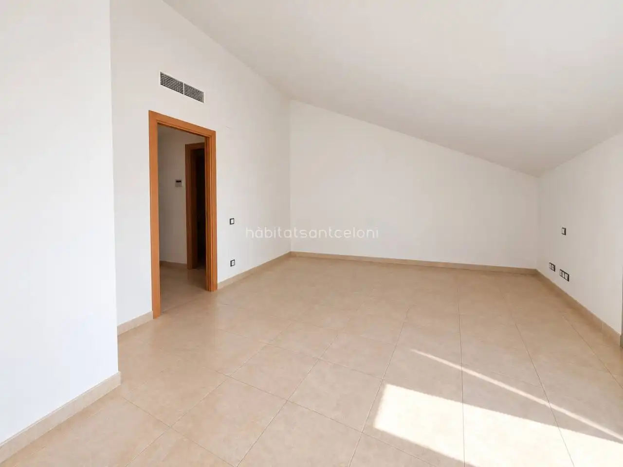 Maisonette mit Terrasse zum Verkauf in Avenida Agustí Simón, imagen 8