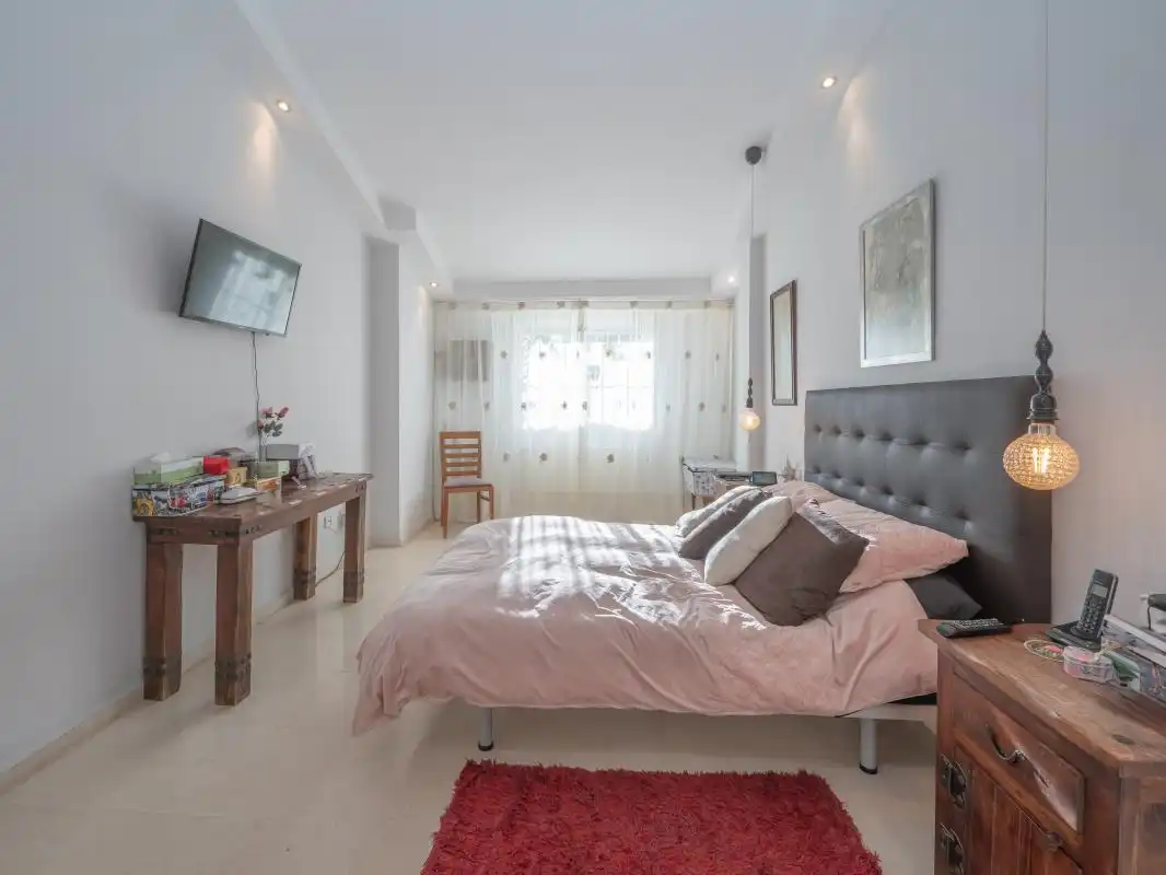 Dormitori de Casa o xalet en venda en Mutxamel amb Calefacció, Jardí privat i Terrassa