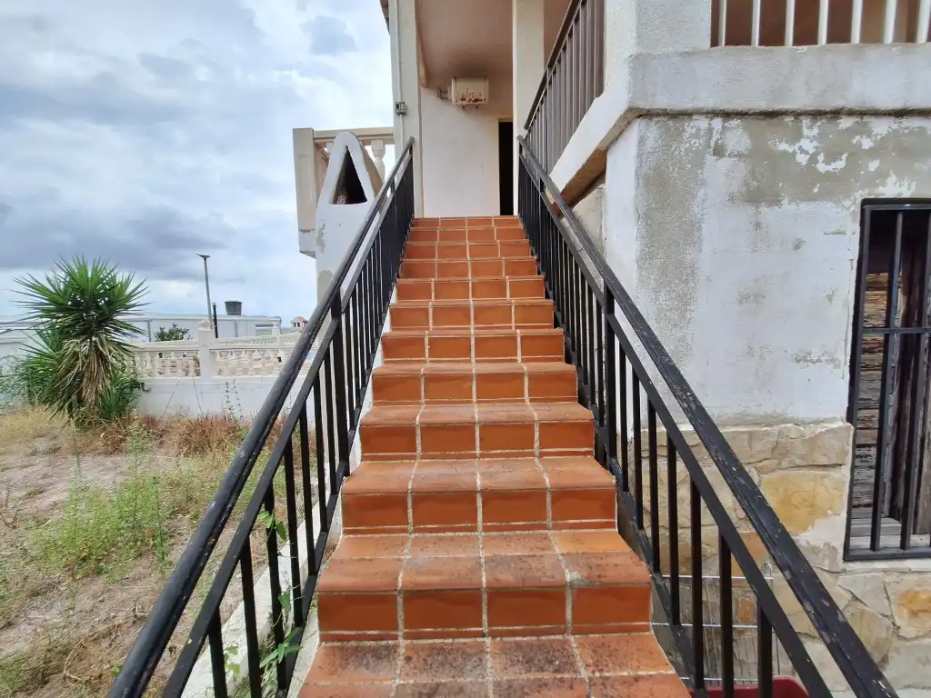 Vista exterior de Casa o xalet en venda en Llaurí