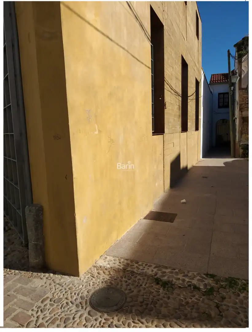 Außenansicht von Residential zum Verkauf in Córdoba