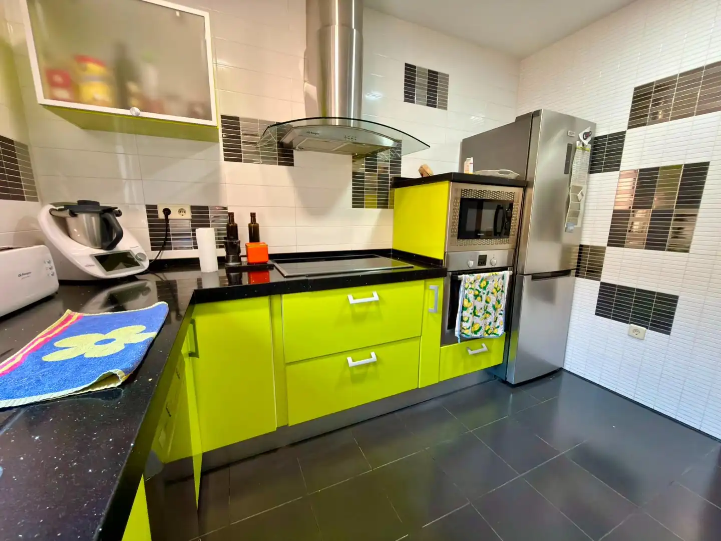 Kitchen of Houses for sale in Córdoba