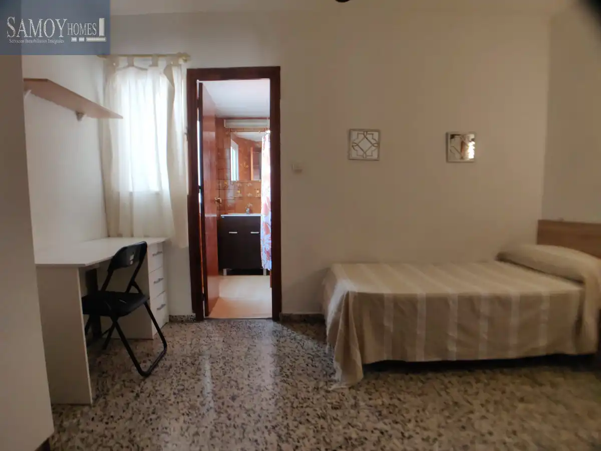 Room in Calle San Diego, 9, Fígares
