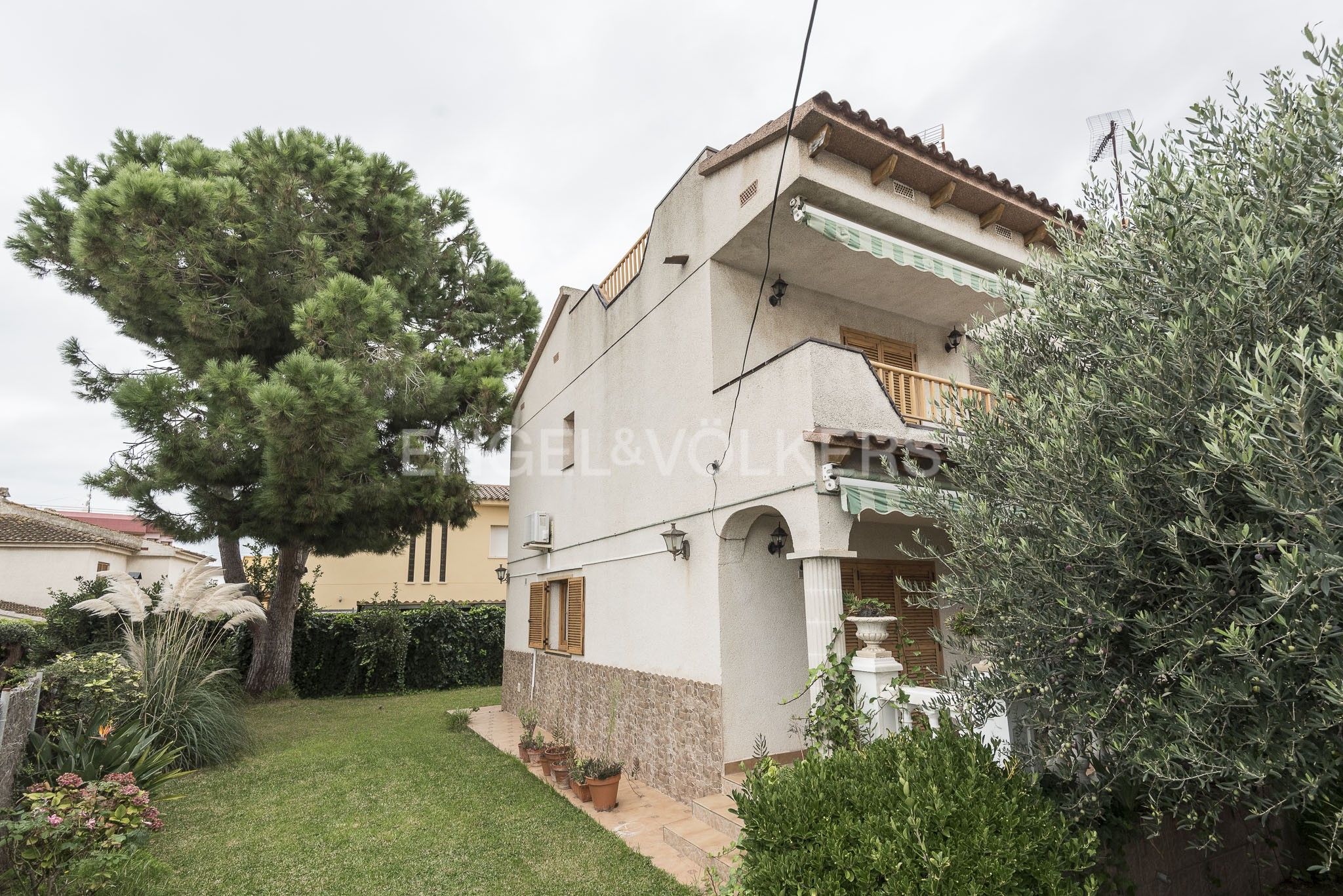 Exterior view of House or chalet for sale in Creixell  with Air Conditioner, Heating and Private garden