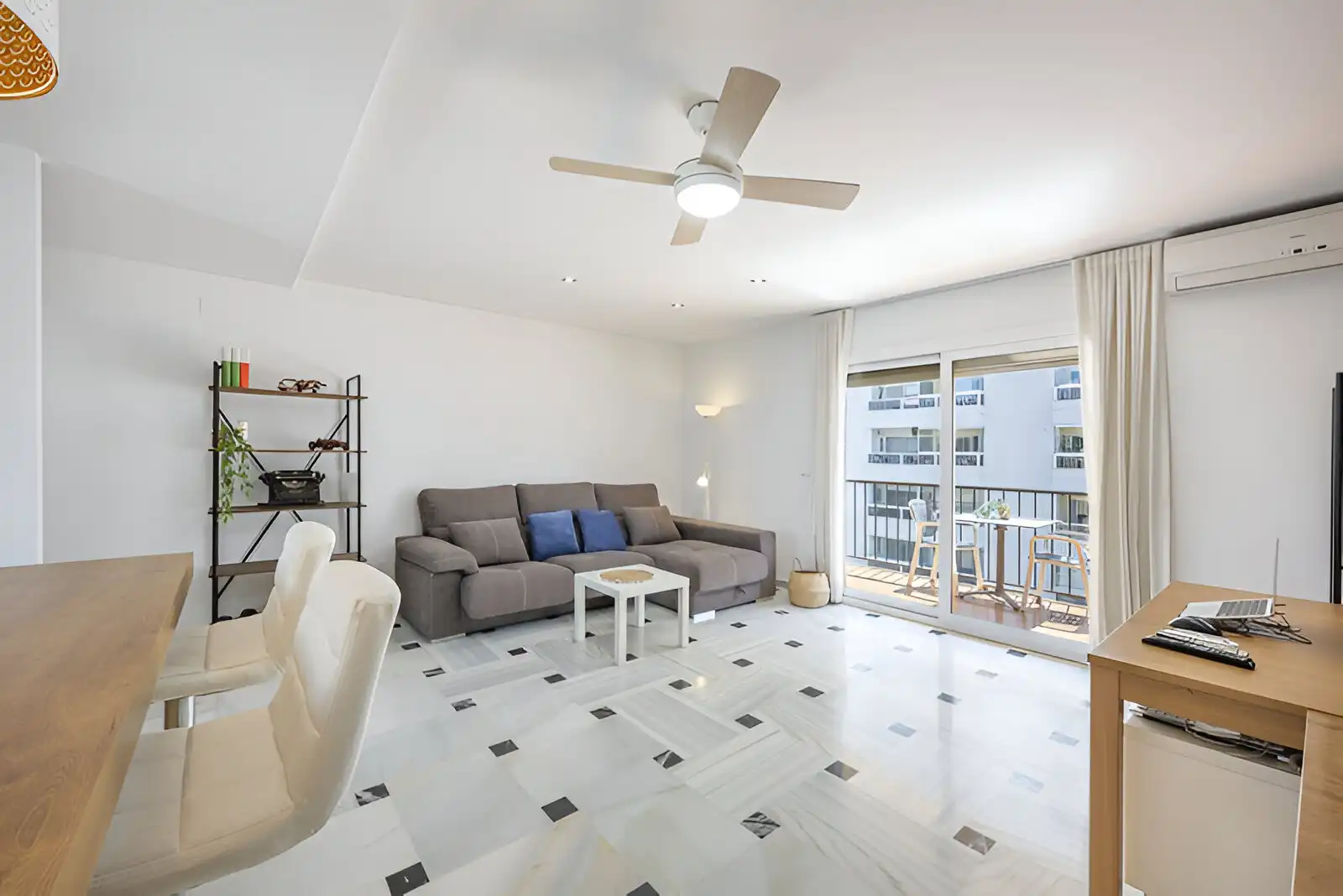 Ático con ascensor en venta en Puerto Deportivo