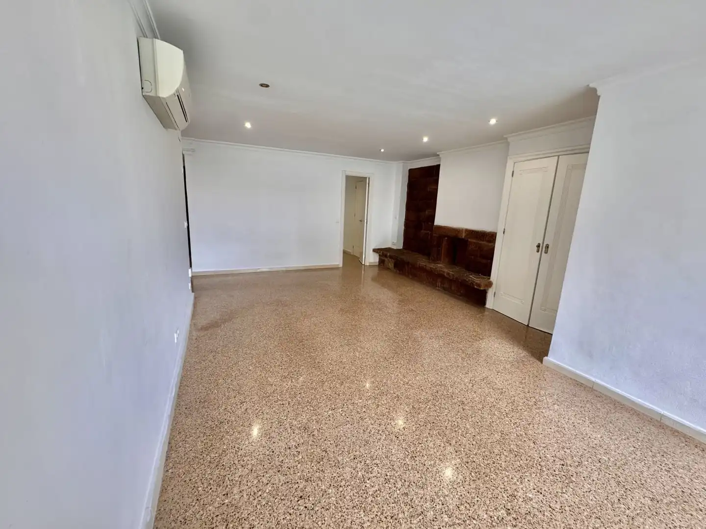 Apartamento en venta en Torremolinos con Aire acondicionado, Calefacción y Trastero