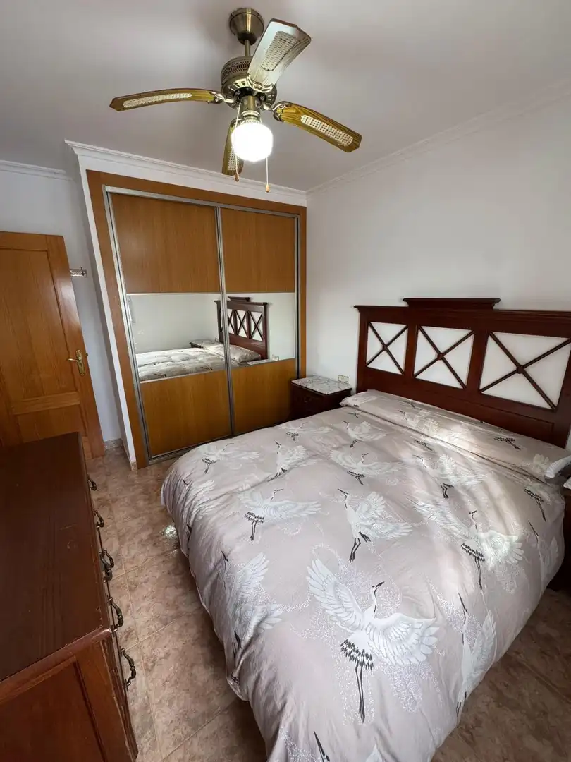 Dormitori de Casa o xalet en venda en La Pobla de Vallbona amb Aire condicionat, Jardí privat i Terrassa