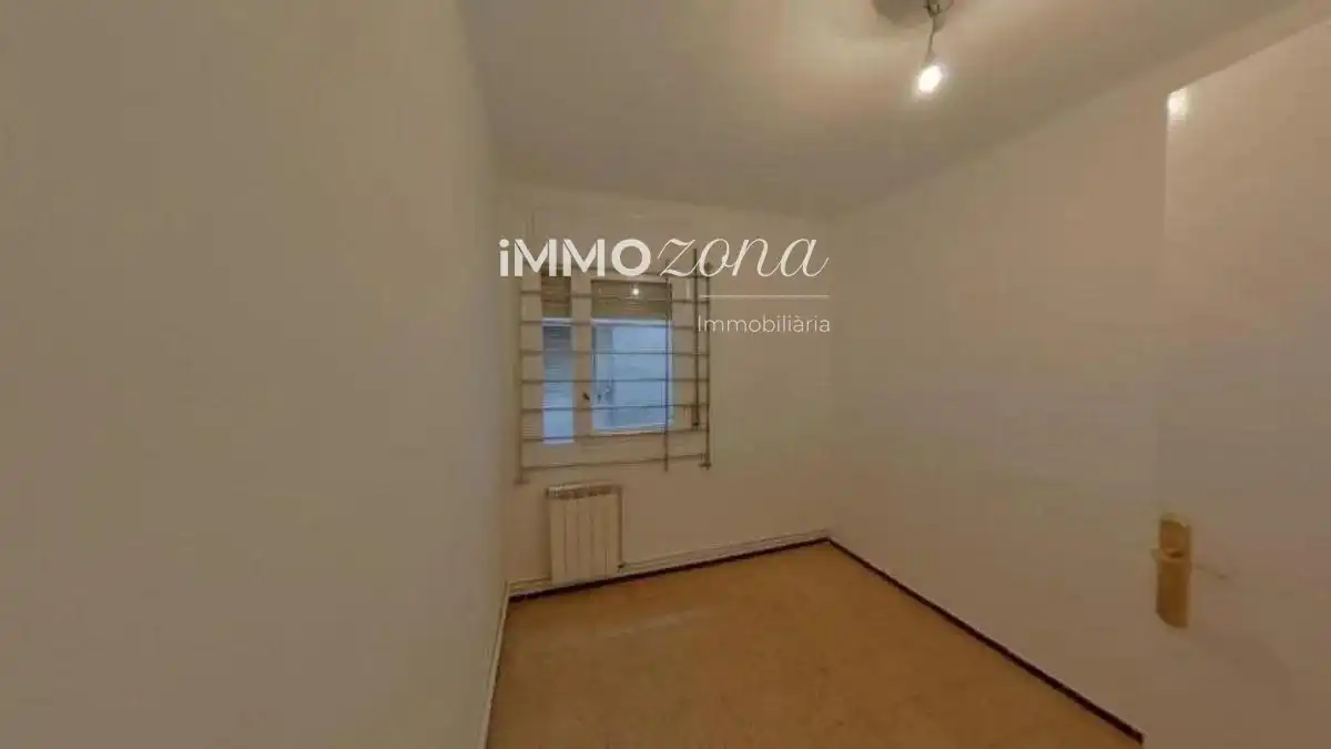Habitación de Apartamento en venta en Santa Eugènia