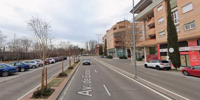 Local comercial en Alquiler en Avenida de Europa en Avenida Europa - San Antón