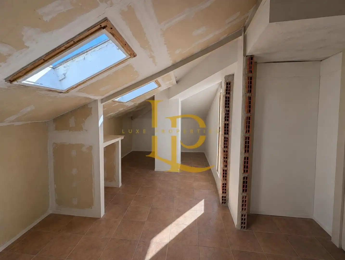 Piso en venta en San Lorenzo de El Escorial con Calefacción, Jardín privado y Horno