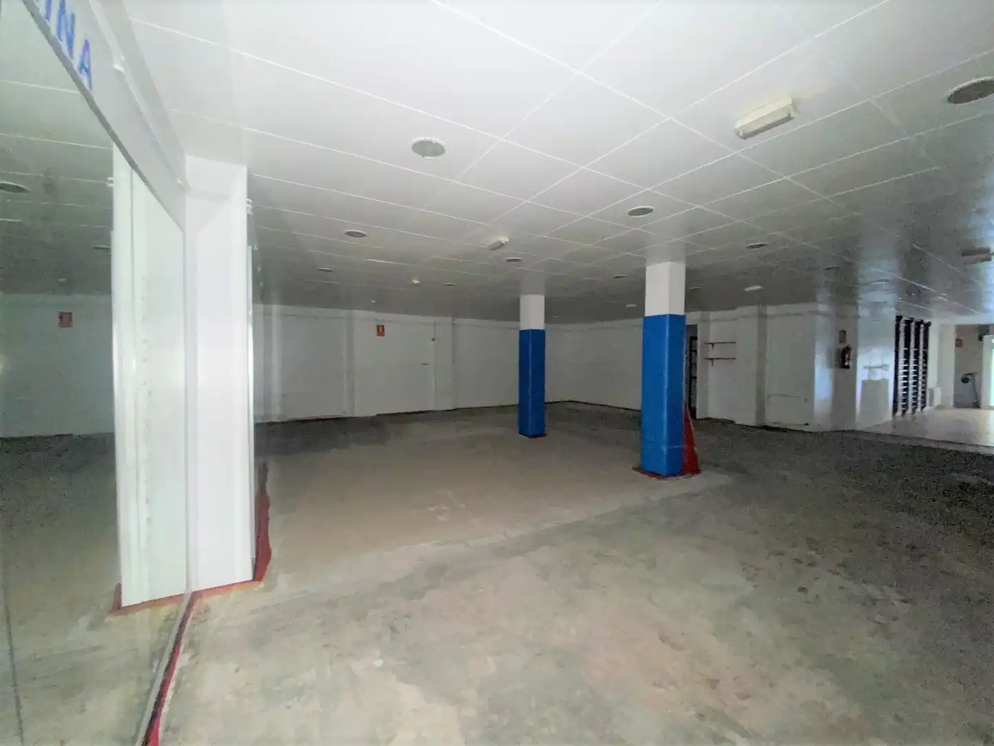 Local en venta en L'Hospitalet de Llobregat