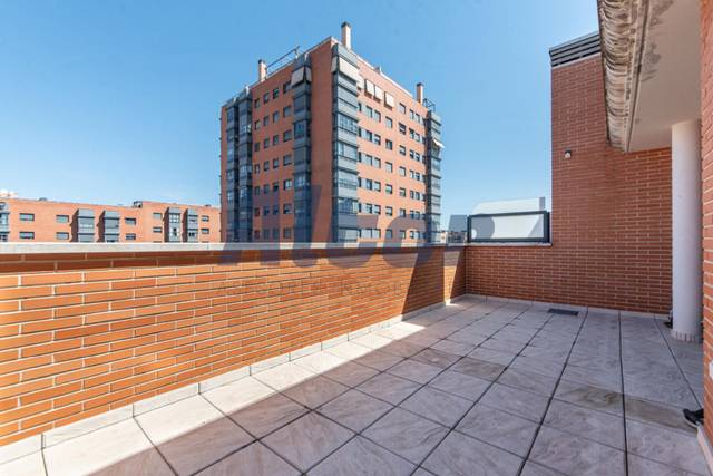 Ático en Venta en de SANTURCE en Pueblo Nuevo