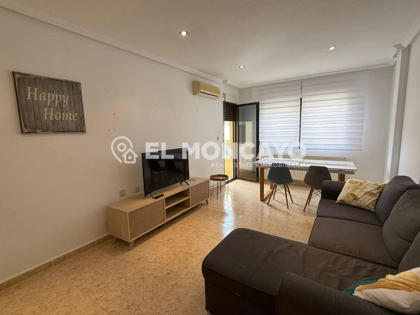 Sala de estar de Apartamento en venta en San Miguel de Salinas con Aire acondicionado, Calefacción y Terraza