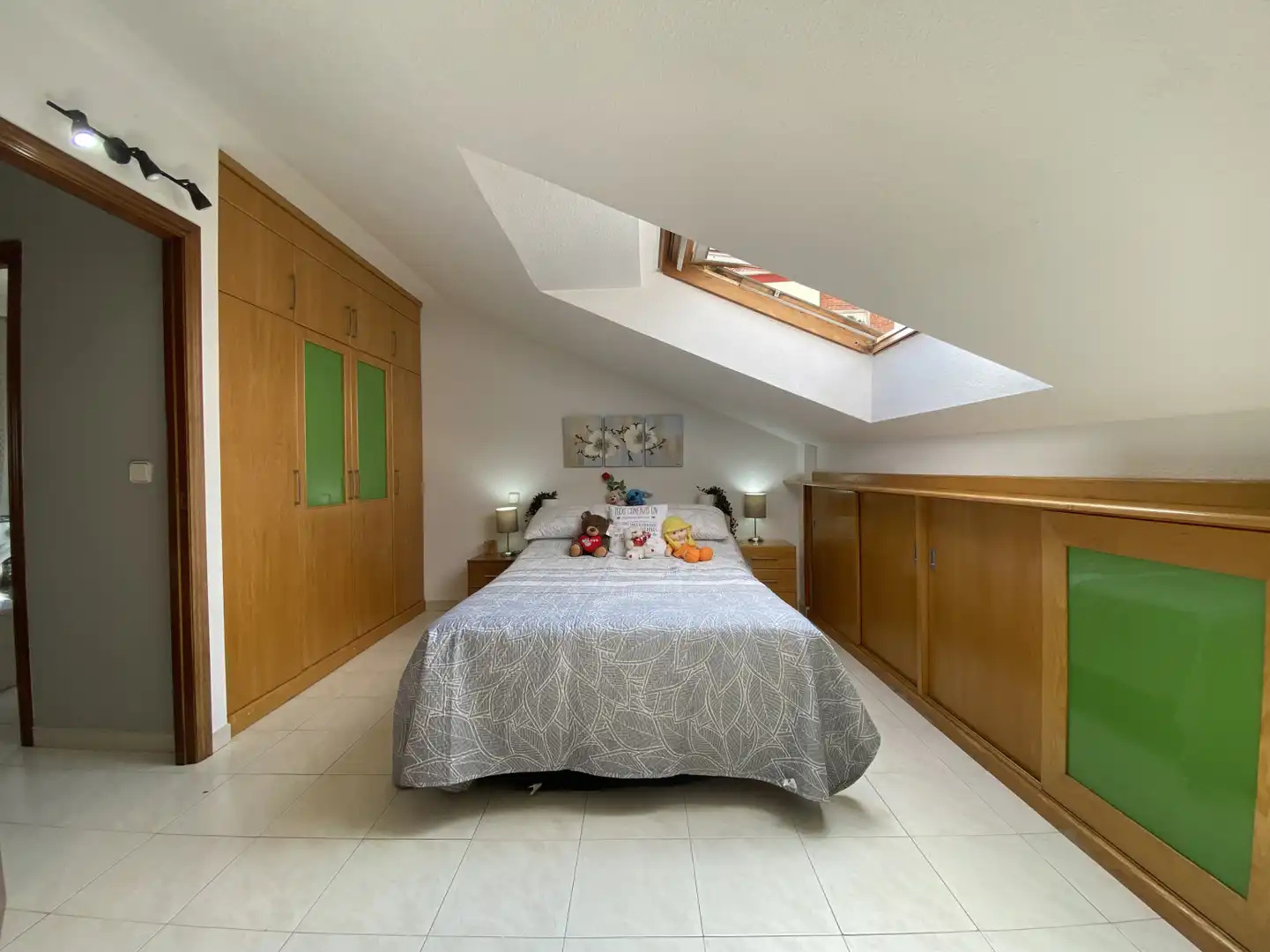 Habitación de Piso en venta en Torrelavega  con Calefacción, Parquet y Terraza