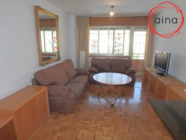 Piso en Alquiler en Iturrama