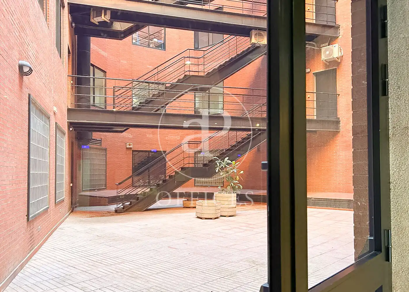 Exterior view of Office for sale in Madrid  with Air Conditioner