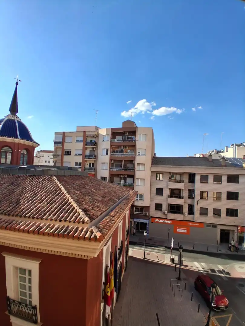 Vista exterior de Pis en venda en Albacete amb Calefacció