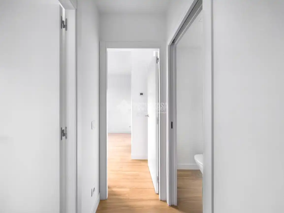 Wohnung zum Verkauf in Madrid mit Heizung, Abstellraum und Gemeinschaftspool