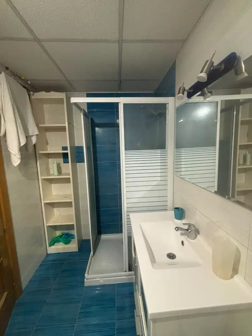 Baño de Piso en venta en El Álamo con Calefacción, Amueblado y Horno