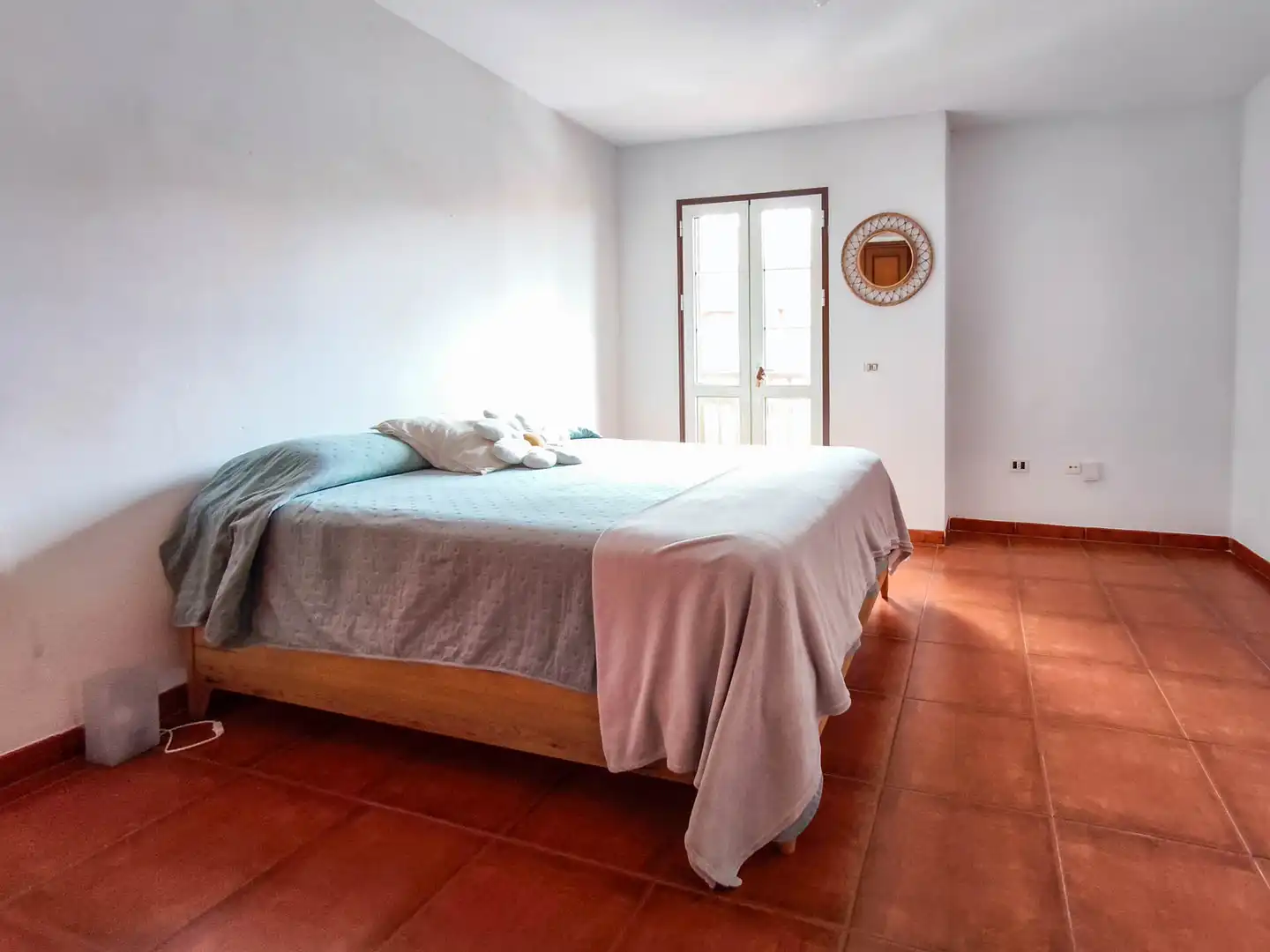 Dormitori de Casa adosada en venda en Tacoronte amb Jardí privat, Terrassa i Moblat