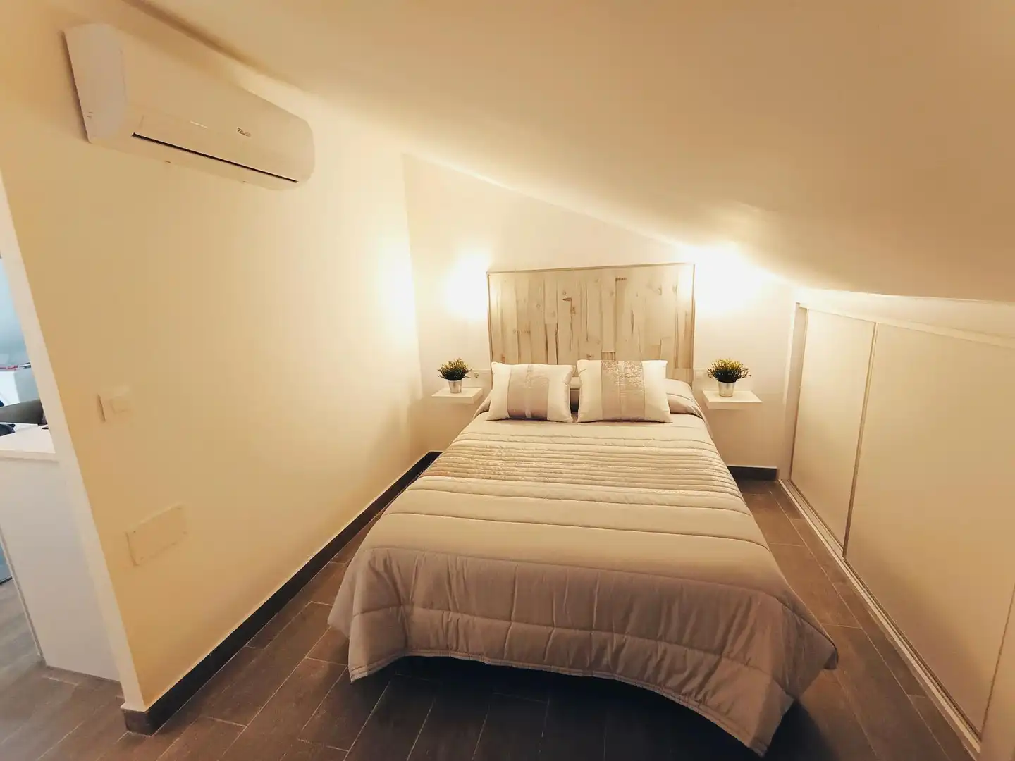 Dormitori de Apartament en venda en Chiclana de la Frontera amb Aire condicionat