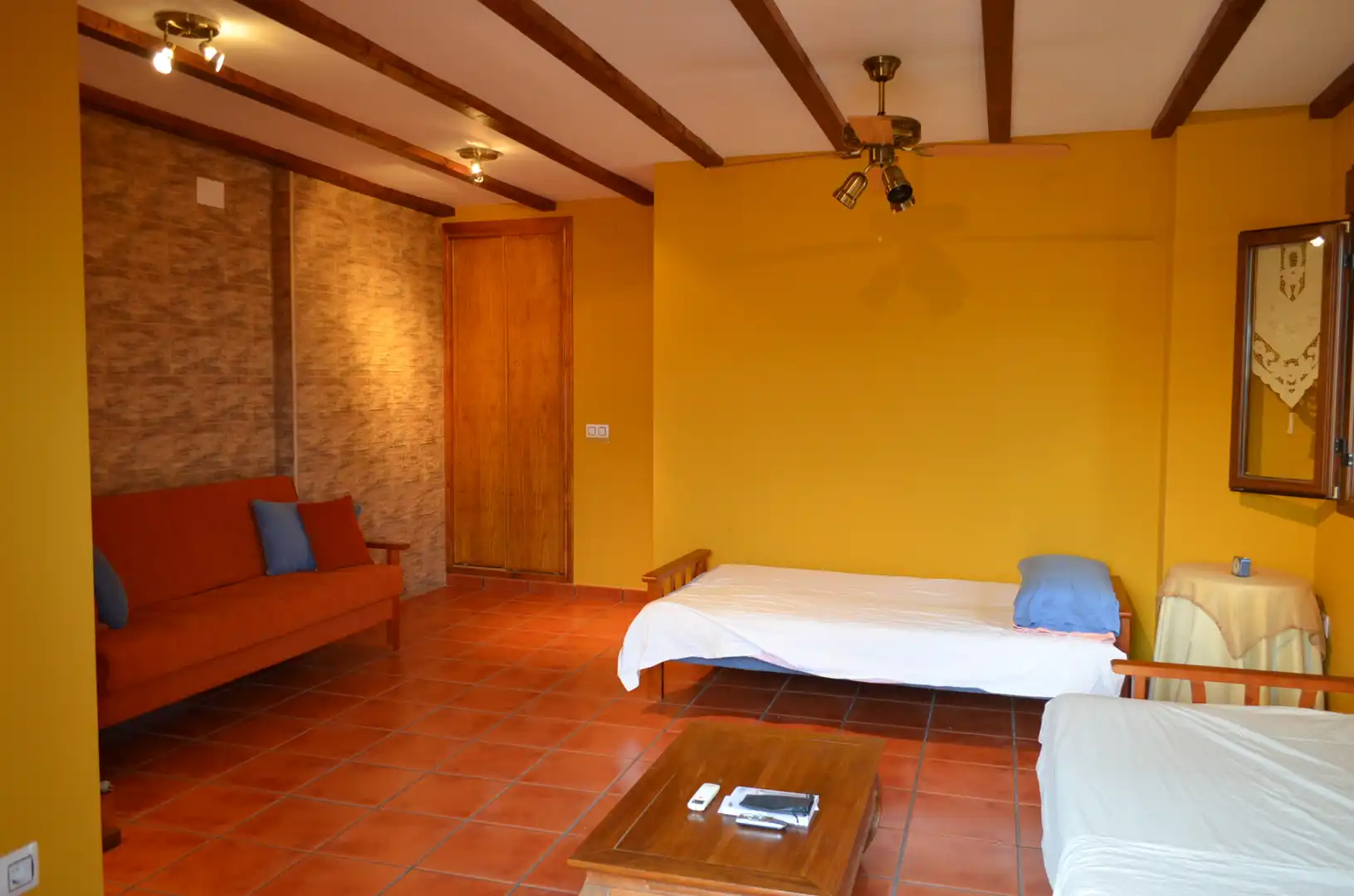 Living room of Houses for sale in El Torno   with Air Conditioner, Heating and Furnished