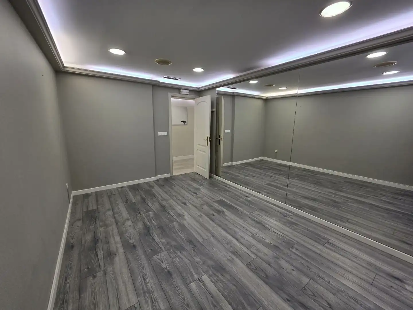 Local comercial en alquiler en Juan Flórez, imagen 11