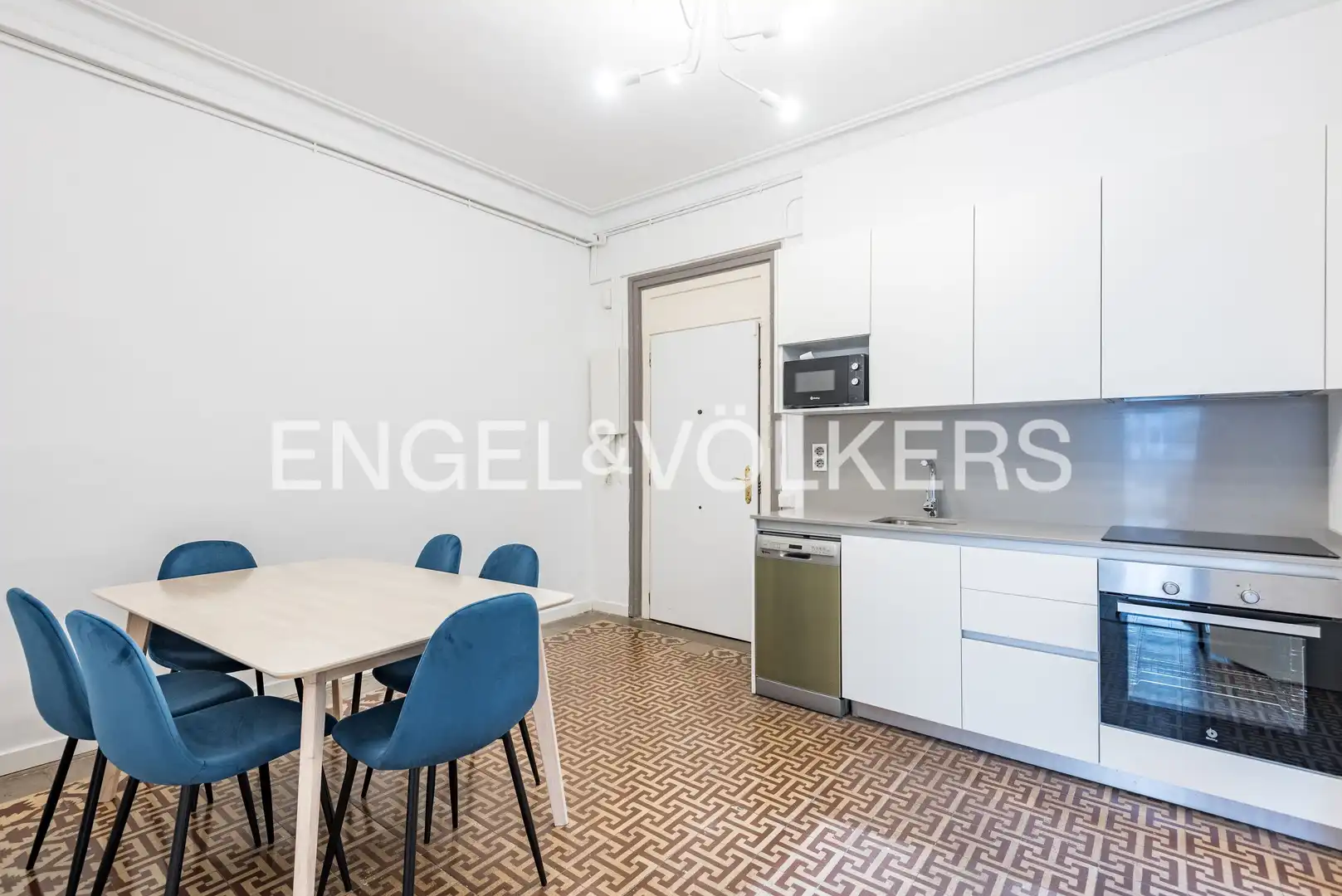 Cocina de Piso de alquiler en Barcelona con Aire acondicionado, Calefacción y Trastero