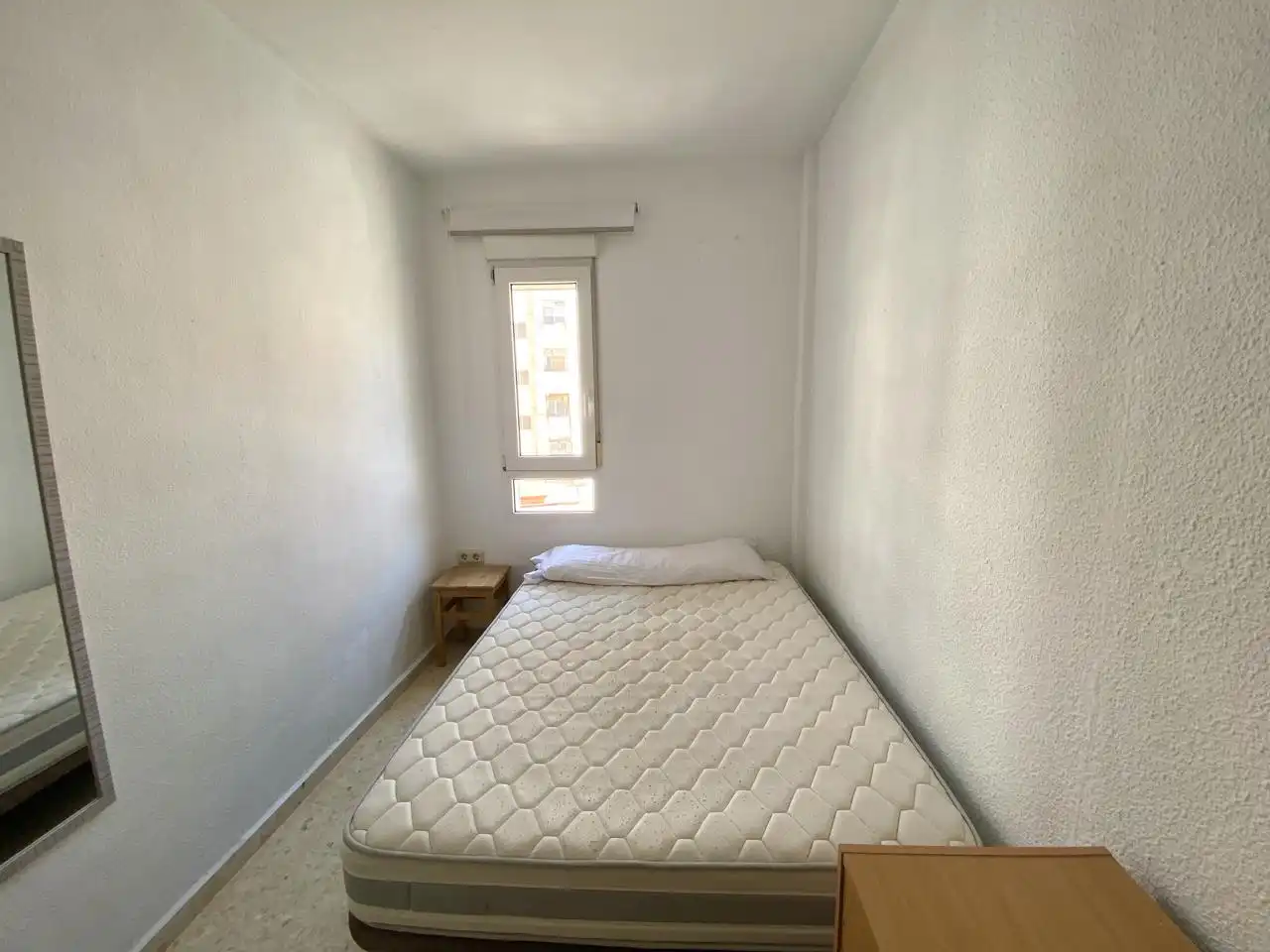 Schlafzimmer von Wohnung zur Miete in Valencia mit Möbliert
