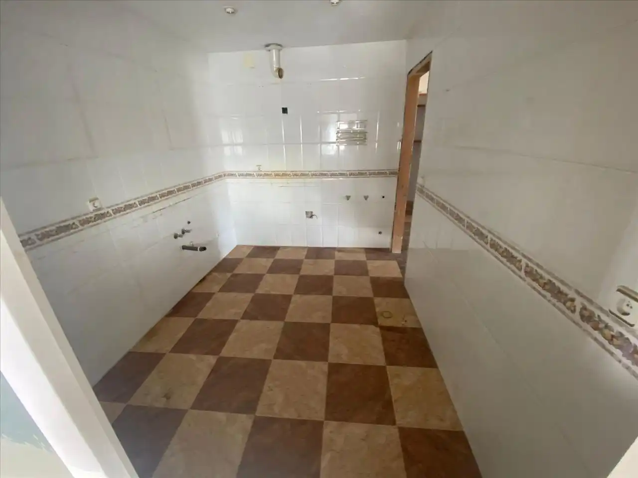 Cuina de Pis en venda en Colomera amb Terrassa