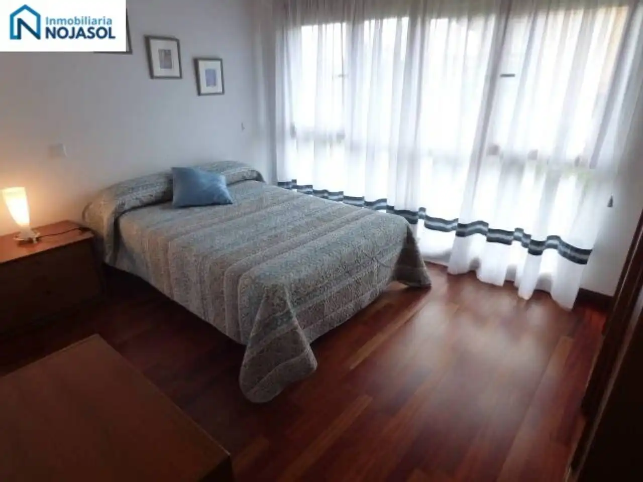 Schlafzimmer von Einfamilien-Reihenhaus zum Verkauf in Bareyo mit Heizung, Terrasse und Möbliert