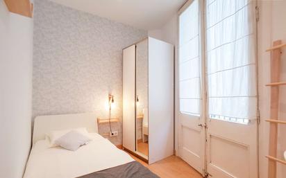 Bedroom of Flat to share in  Barcelona Capital  with Air Conditioner and Terrace