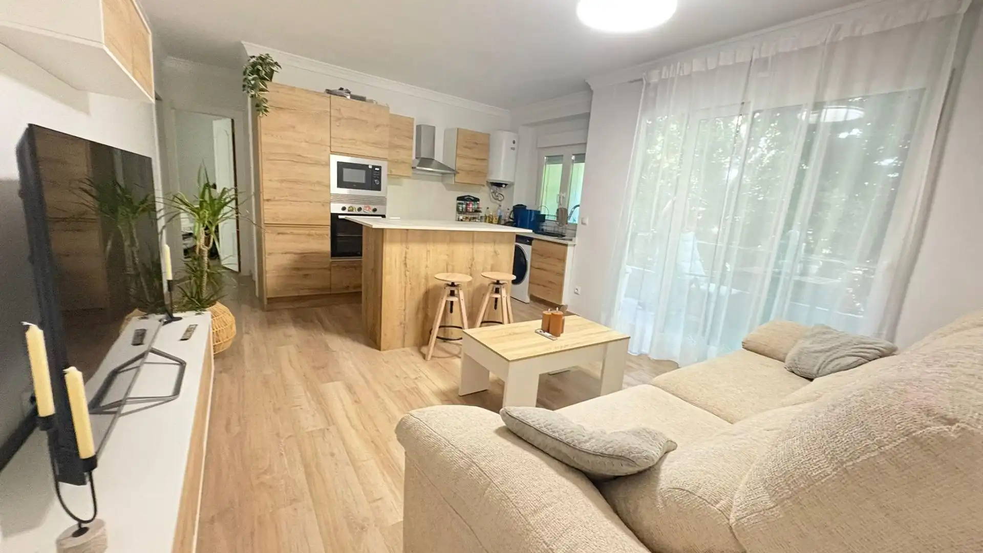 Sala de estar de Piso en venta en Málaga con Aire acondicionado, Amueblado y Balcón